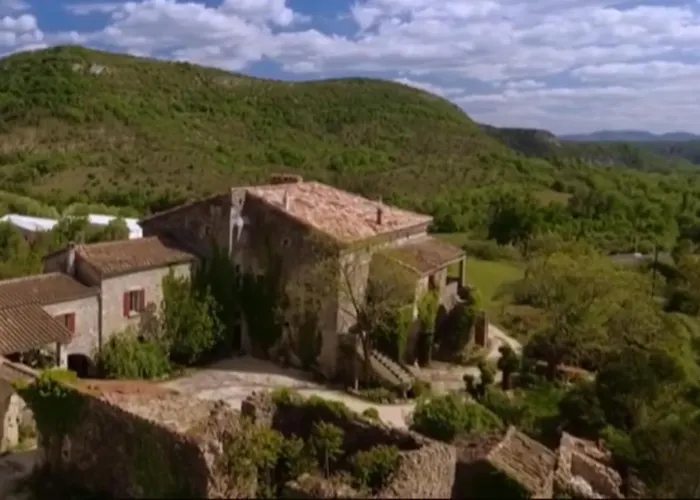 De La Bastide *