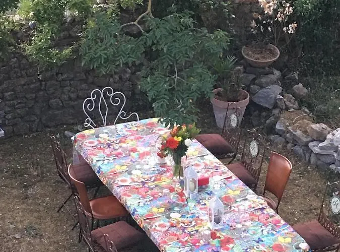 De La Bastide *